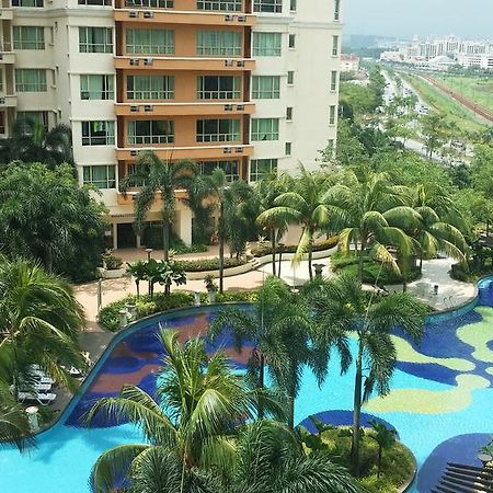 Qaiser Executive Stay East Lake Residence Kampong Bohol Экстерьер фото