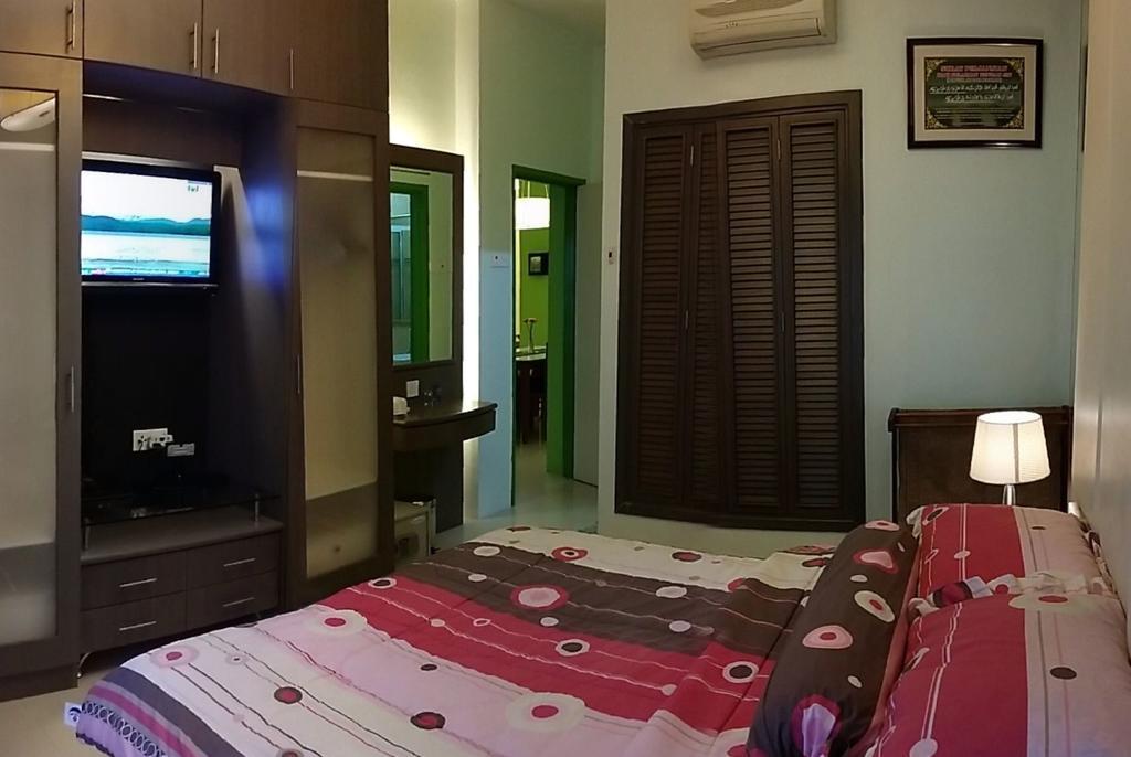 Qaiser Executive Stay East Lake Residence Kampong Bohol Экстерьер фото