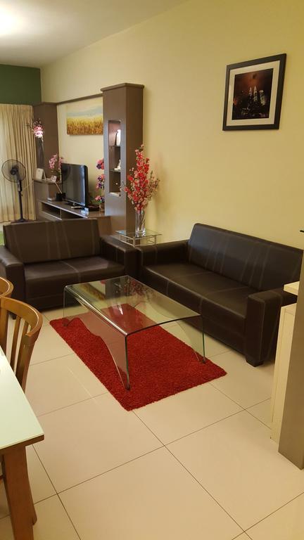 Qaiser Executive Stay East Lake Residence Kampong Bohol Экстерьер фото