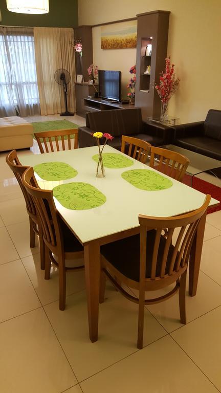 Qaiser Executive Stay East Lake Residence Kampong Bohol Экстерьер фото