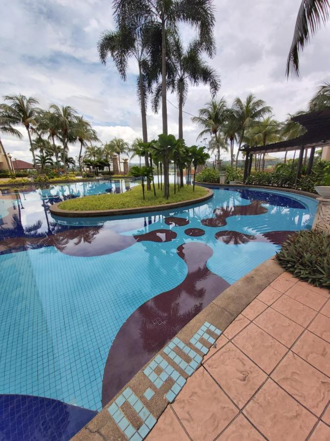 Qaiser Executive Stay East Lake Residence Kampong Bohol Экстерьер фото