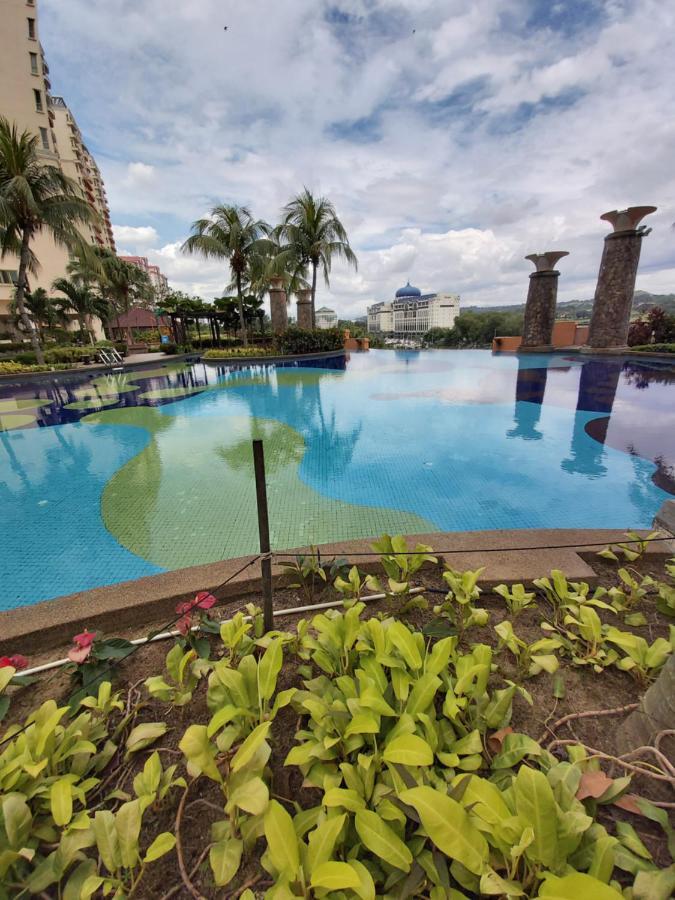 Qaiser Executive Stay East Lake Residence Kampong Bohol Экстерьер фото